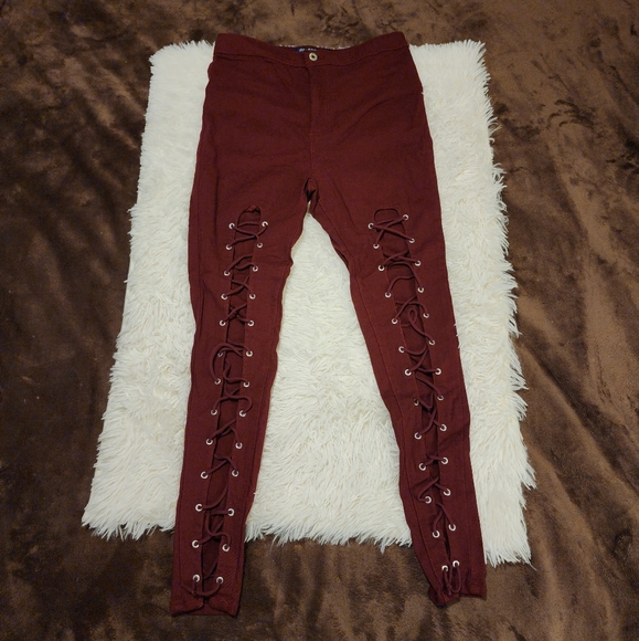 VILLAGE JEANS CRISS-CROSS TIE-UP FRONT JEANS - Picture 2 of 10